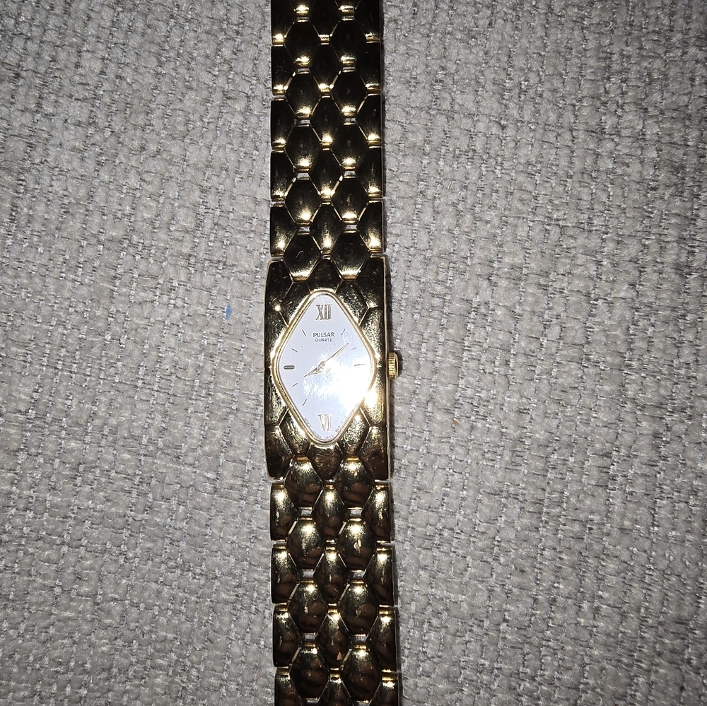 Pulsar Gold Tone Watch